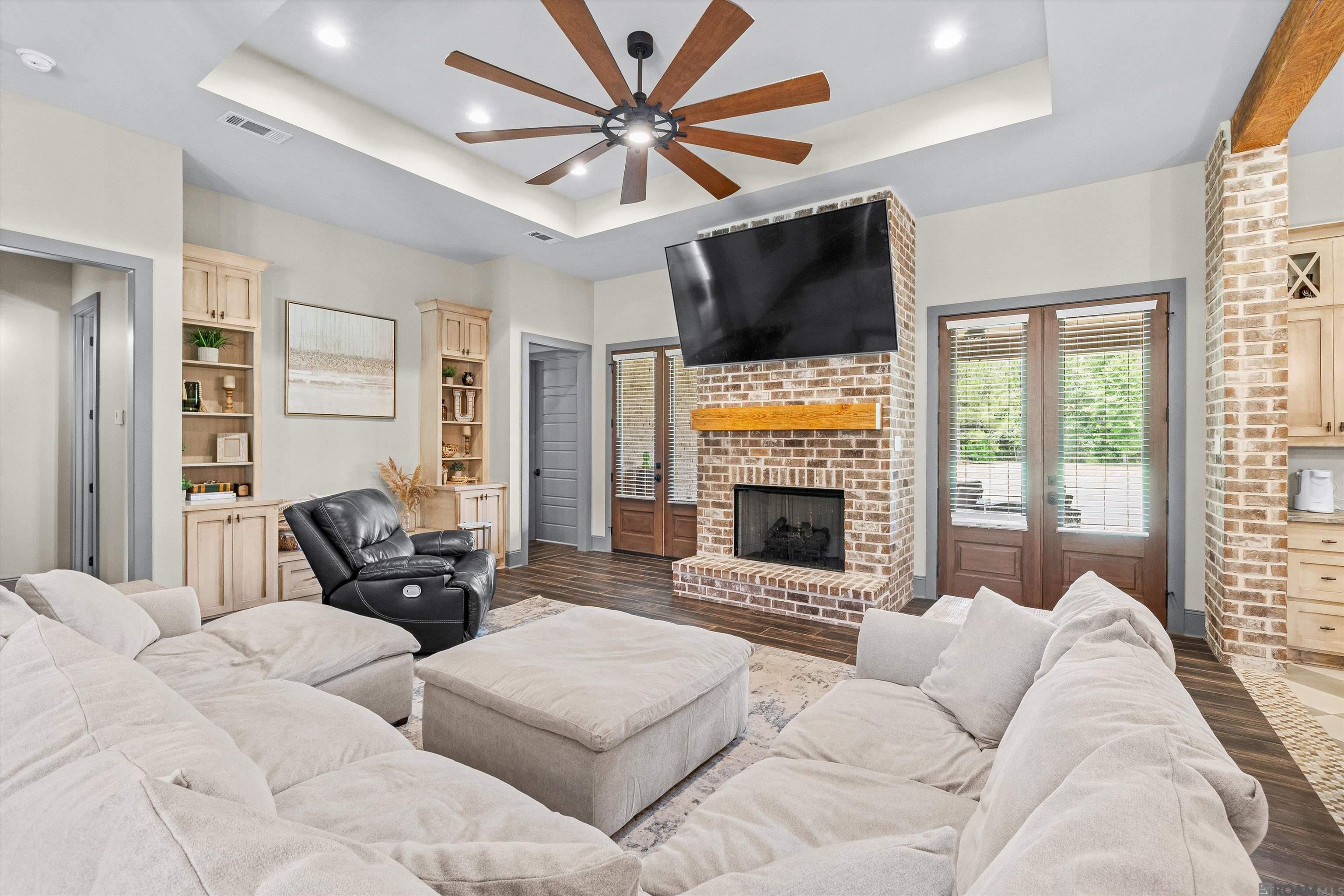 31924 Cane Market Rd