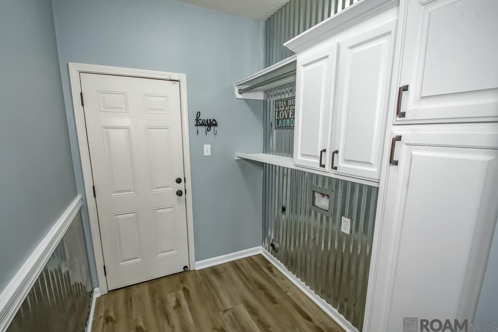 29561 Tiger Dr