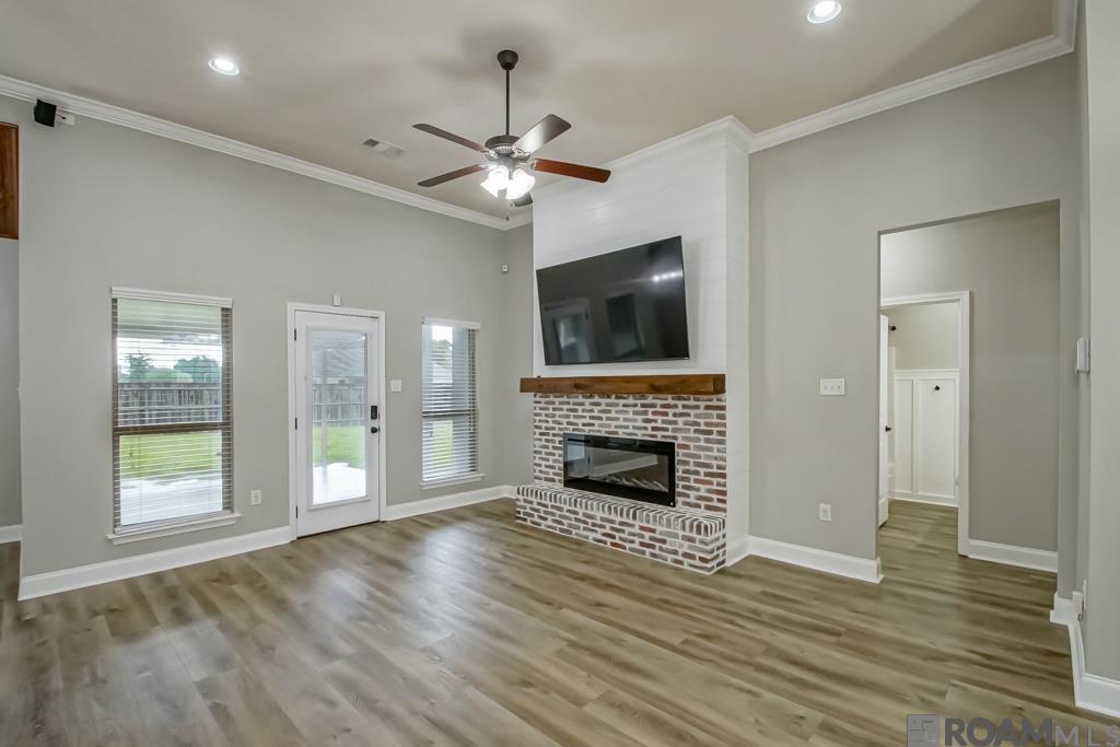 29561 Tiger Dr