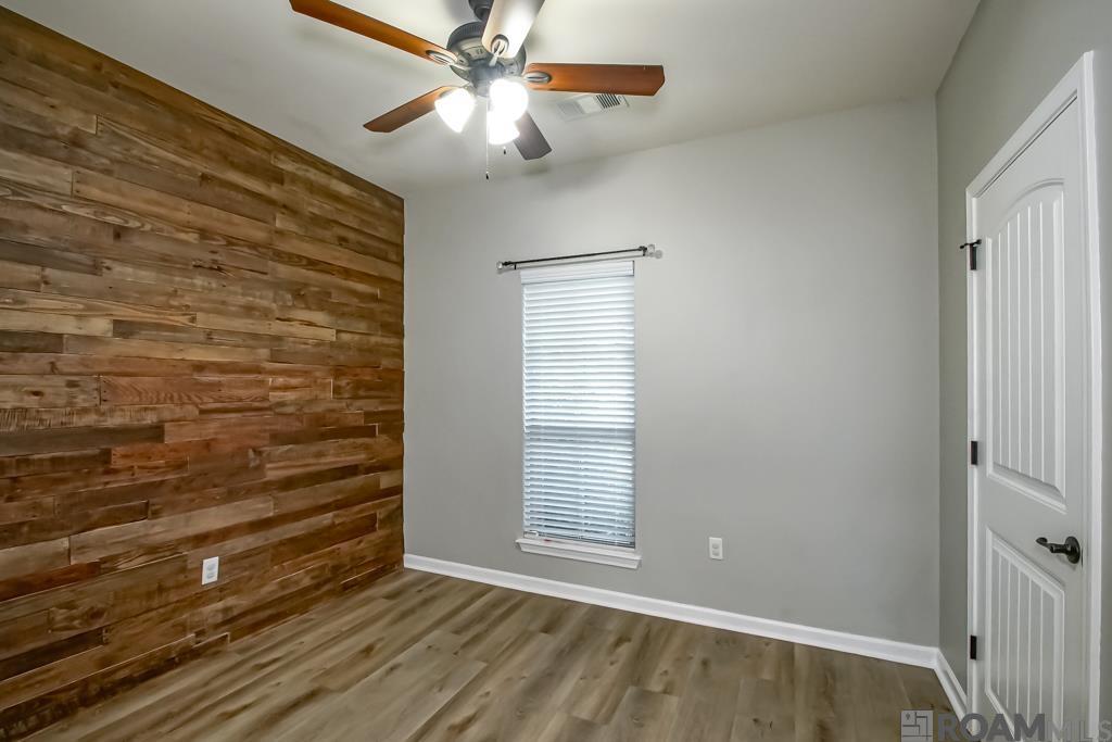 29561 Tiger Dr
