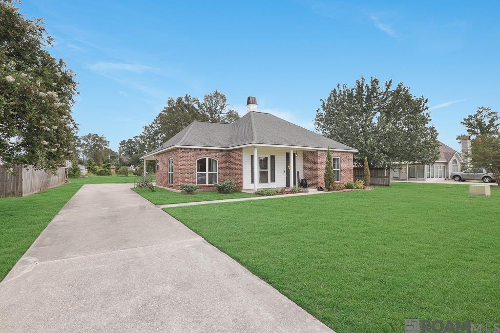 7675 Elmwood Dr