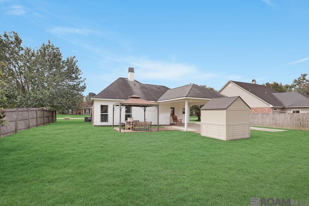 7675 Elmwood Dr