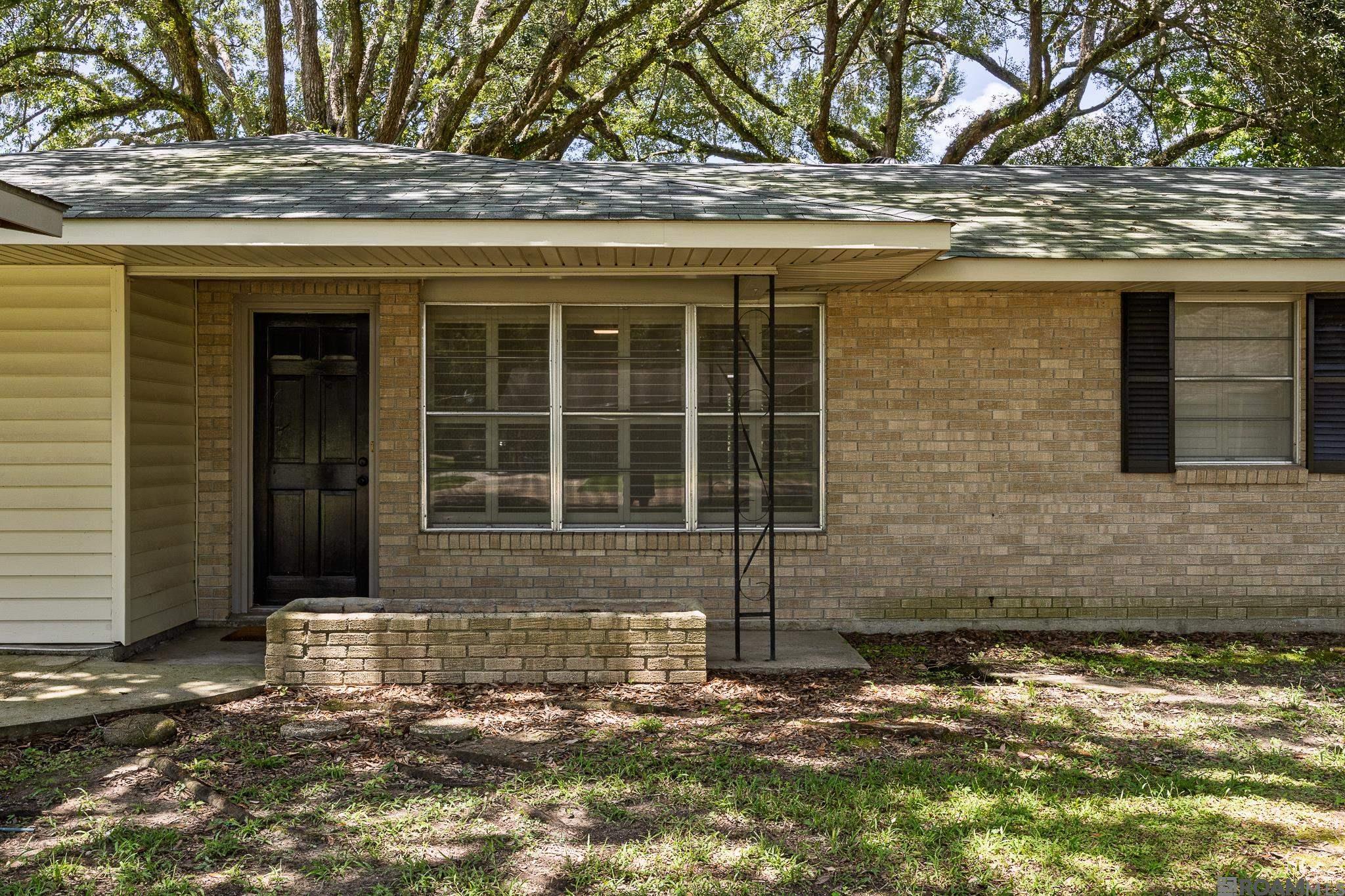 1825 Mullen Dr