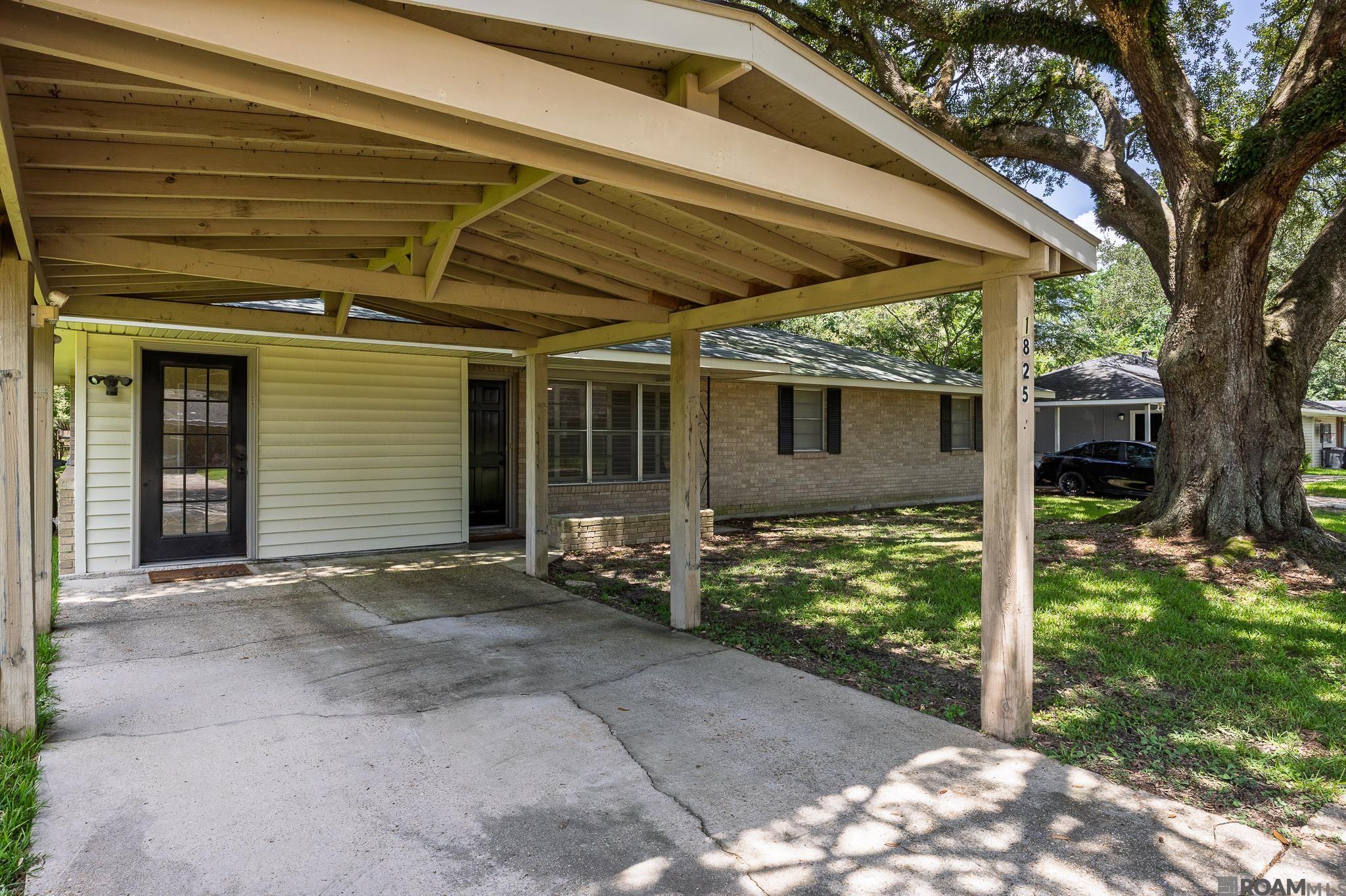 1825 Mullen Dr