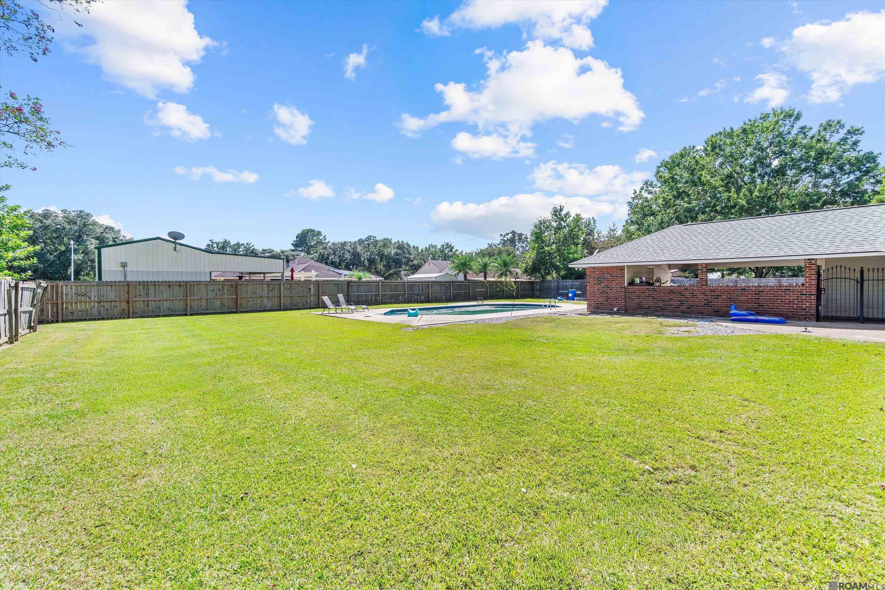 1540 Rollins Rd