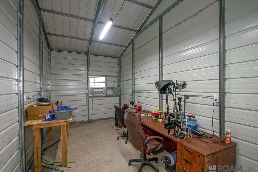 25041 Old Greenwell Springs Rd