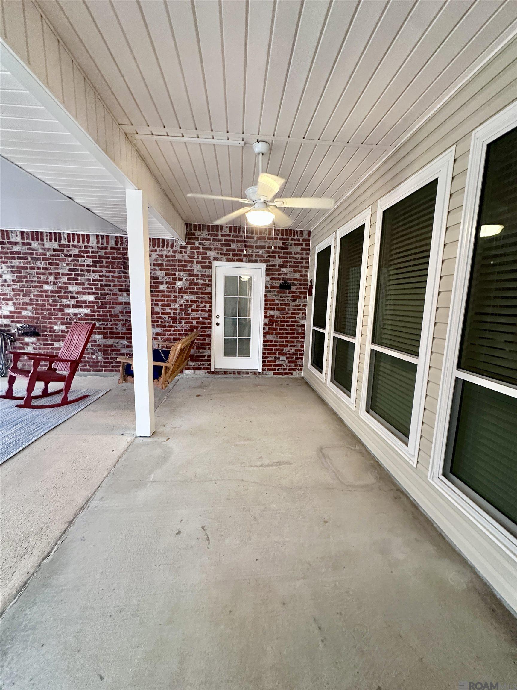 12238 S Milstead Pl