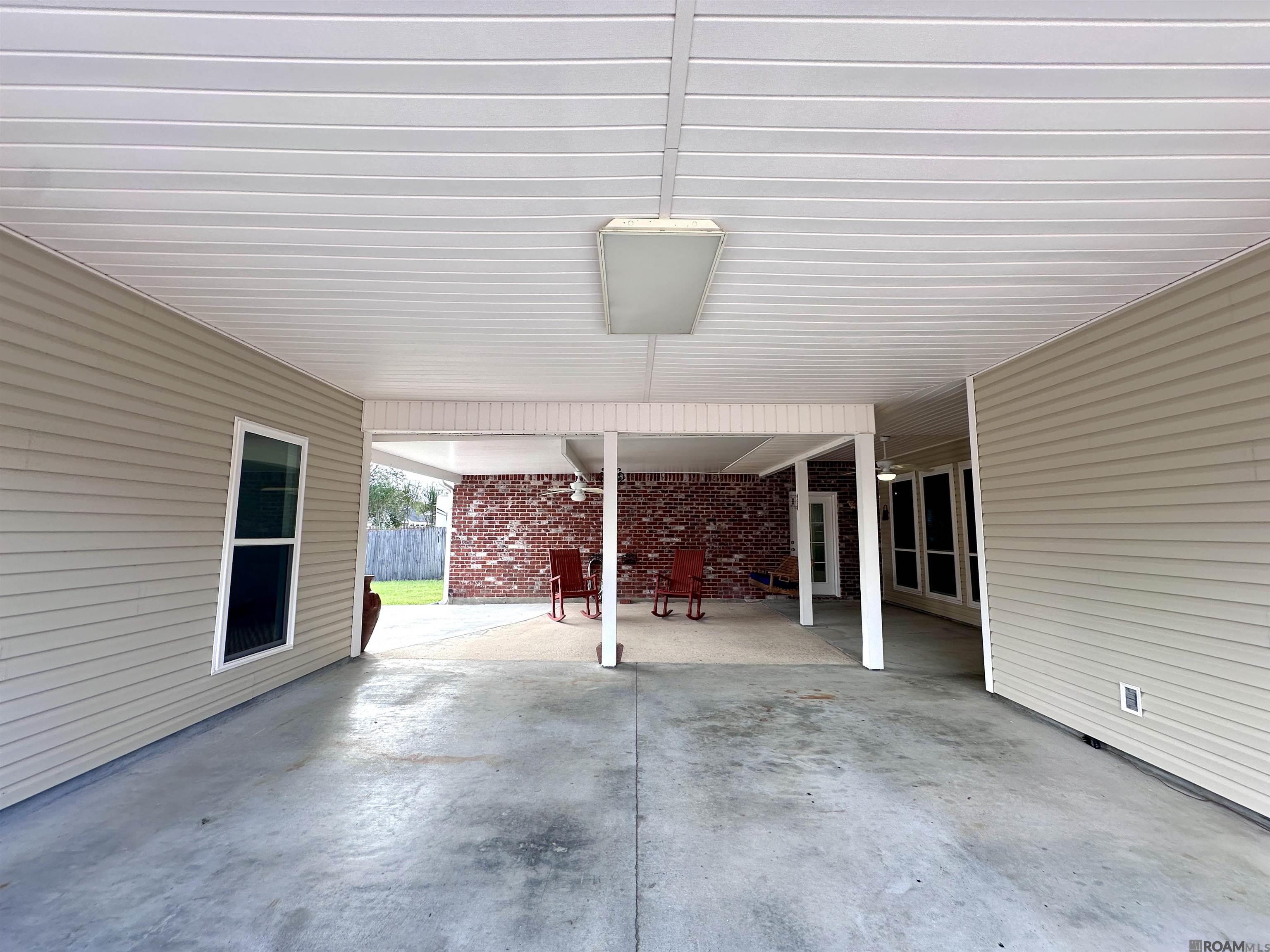 12238 S Milstead Pl