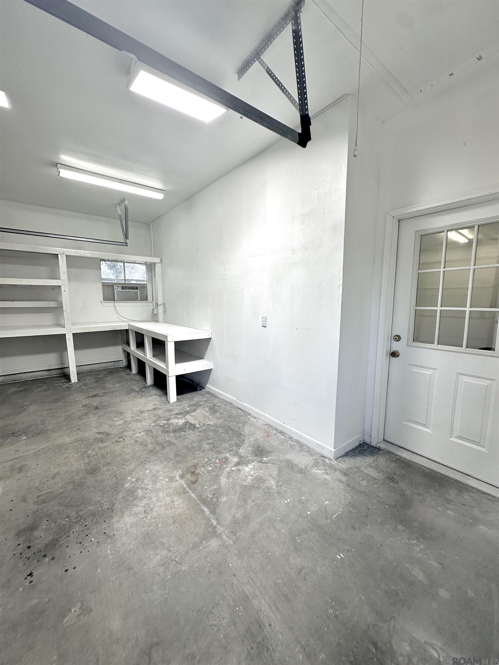 12238 S Milstead Pl