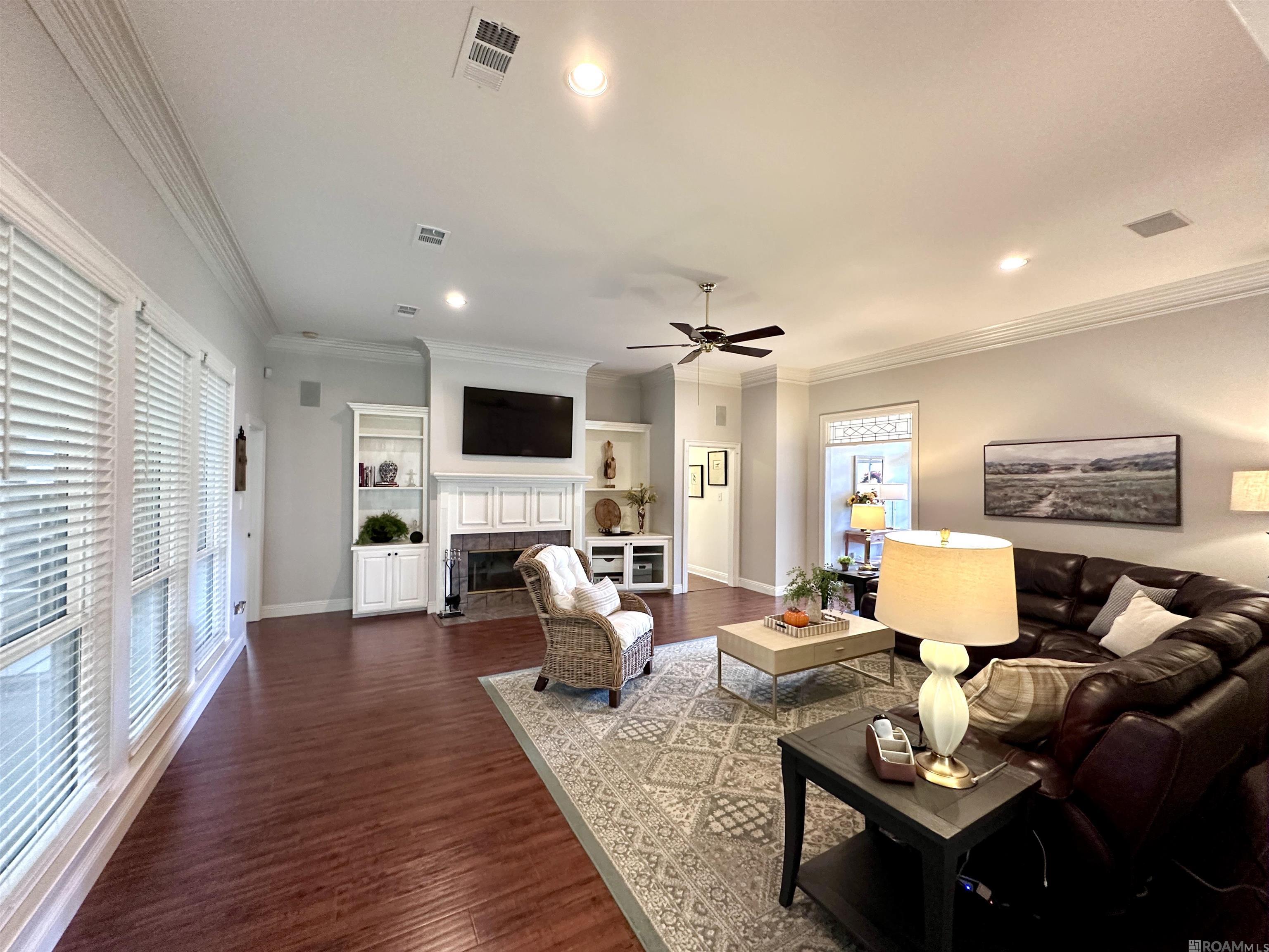 12238 S Milstead Pl