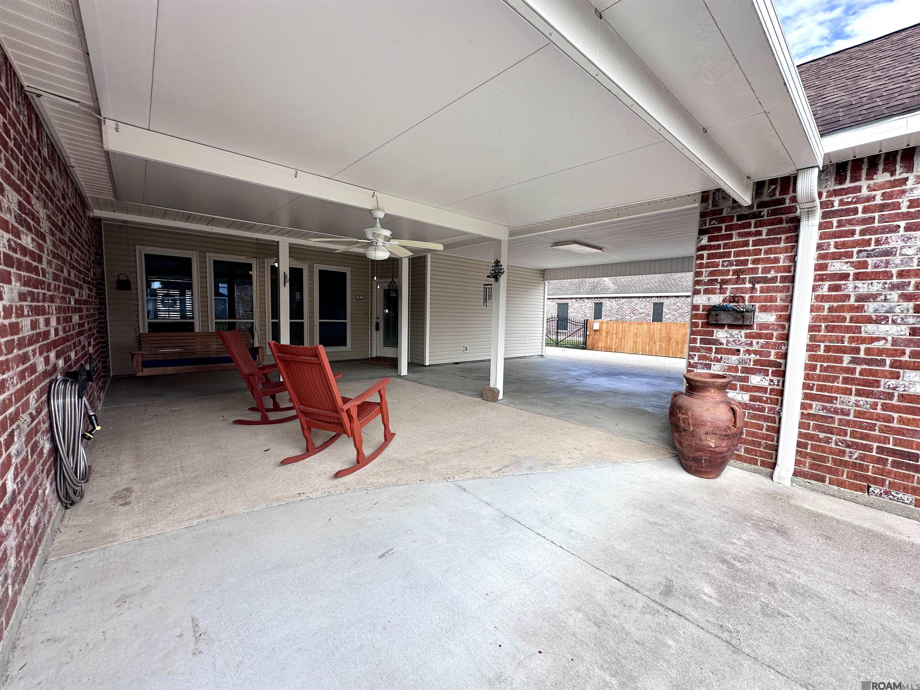 12238 S Milstead Pl