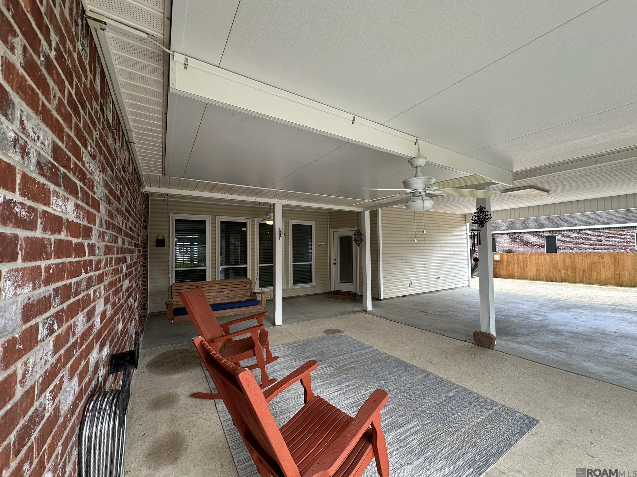 12238 S Milstead Pl