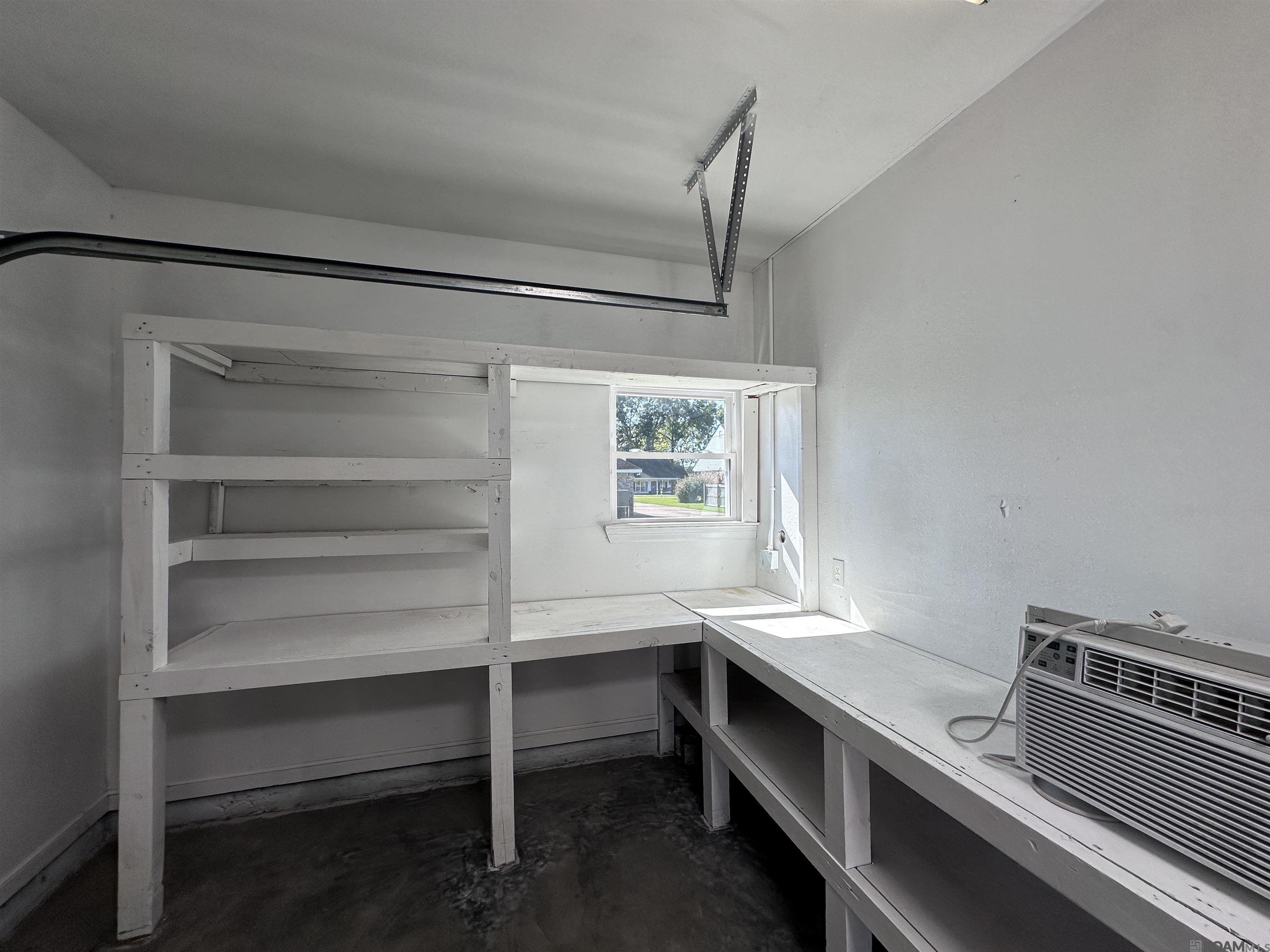 12238 S Milstead Pl