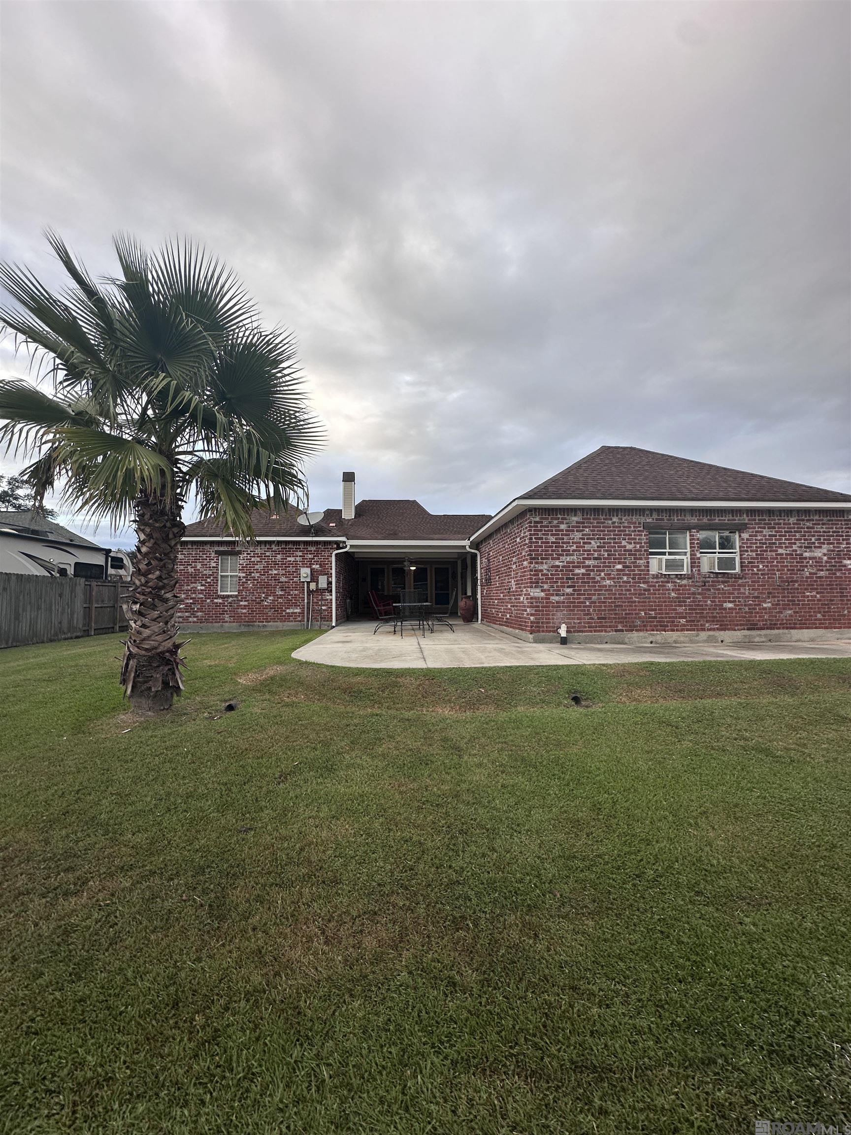 12238 S Milstead Pl
