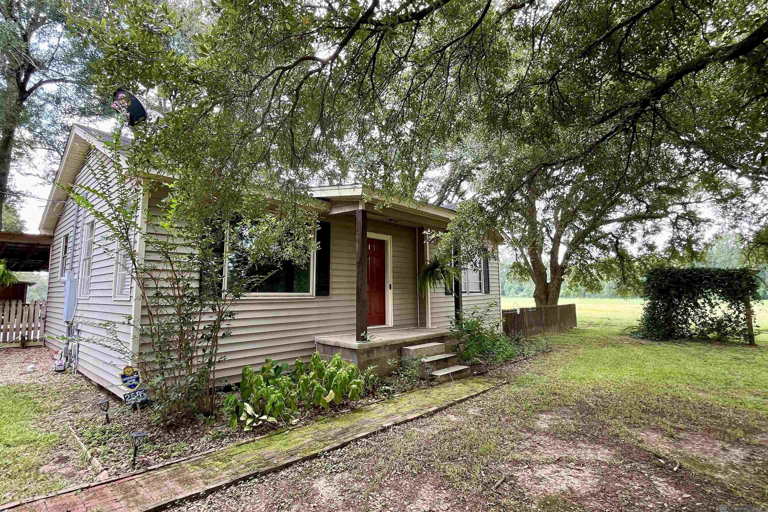 2581 La Hwy 67