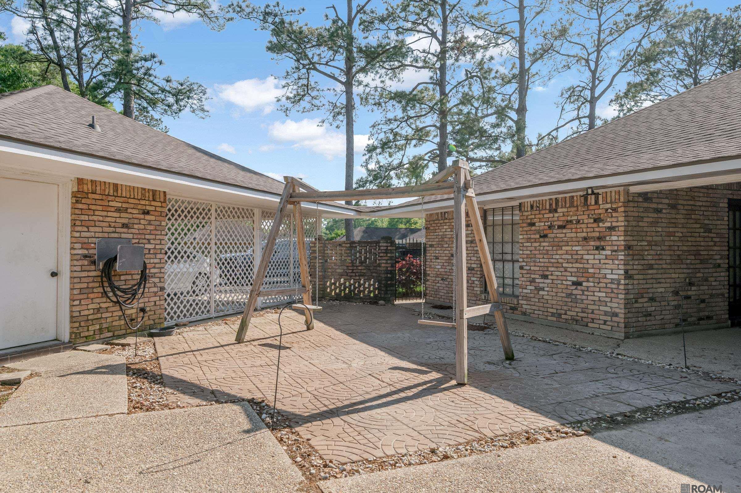 9534 Shoe Creek Dr