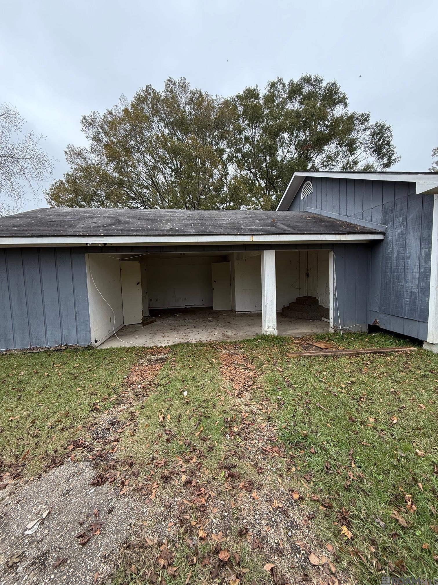 11608 Hwy 190