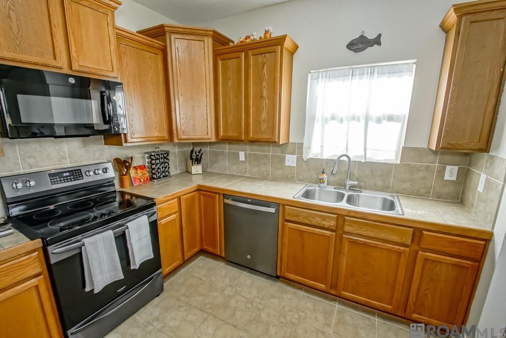 23249 Conifer Dr