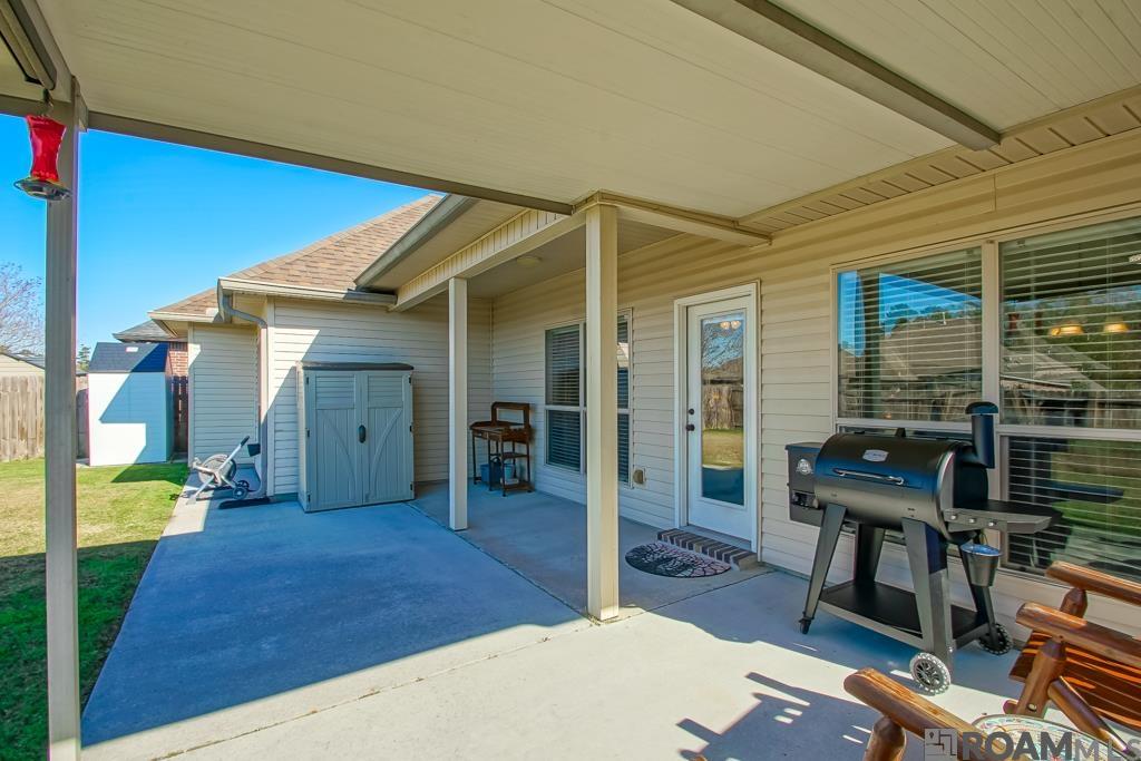 23249 Conifer Dr