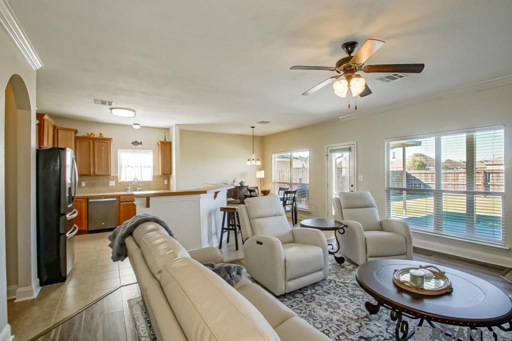 23249 Conifer Dr