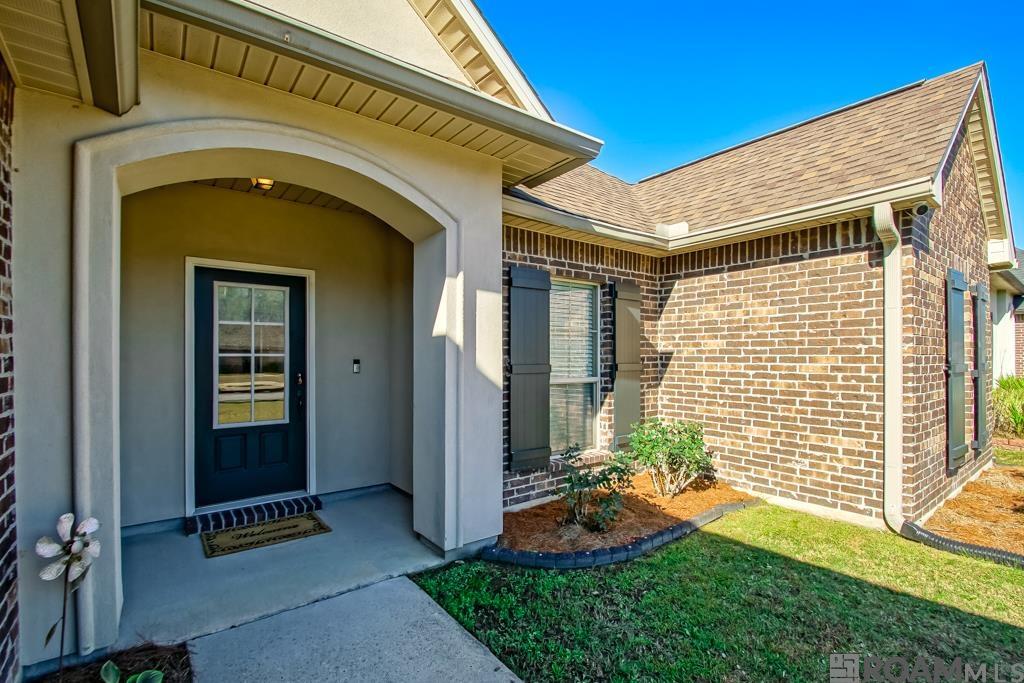 23249 Conifer Dr
