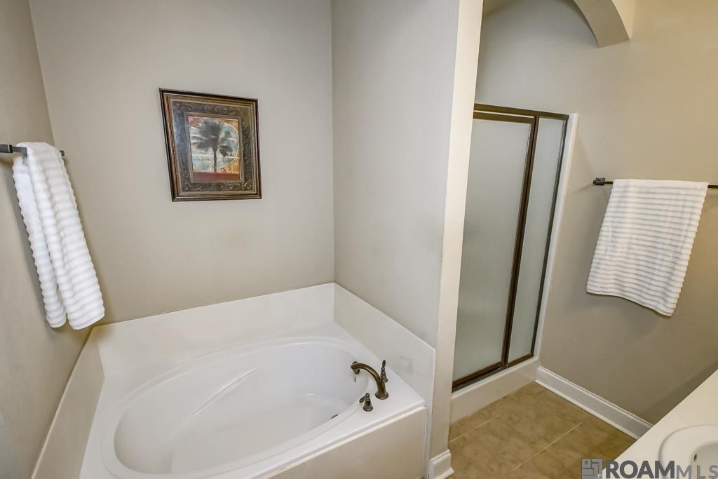 23249 Conifer Dr