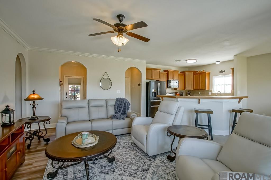 23249 Conifer Dr