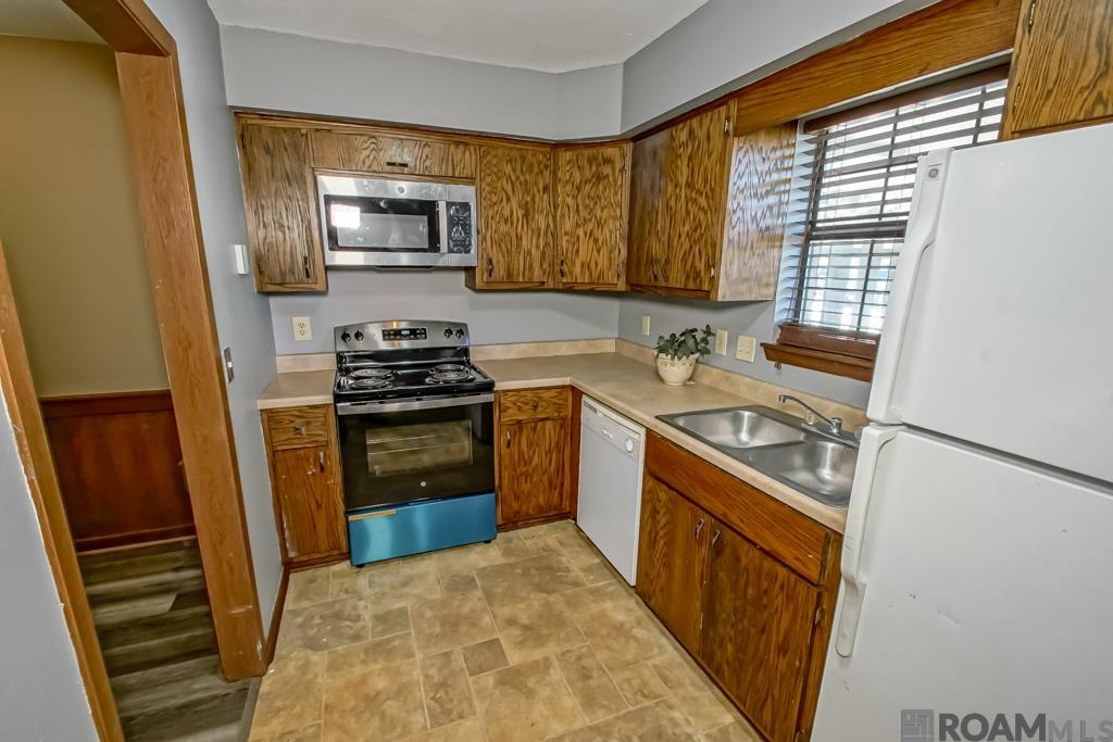 16382 Hooper Rd # 1 Unit: #A-1