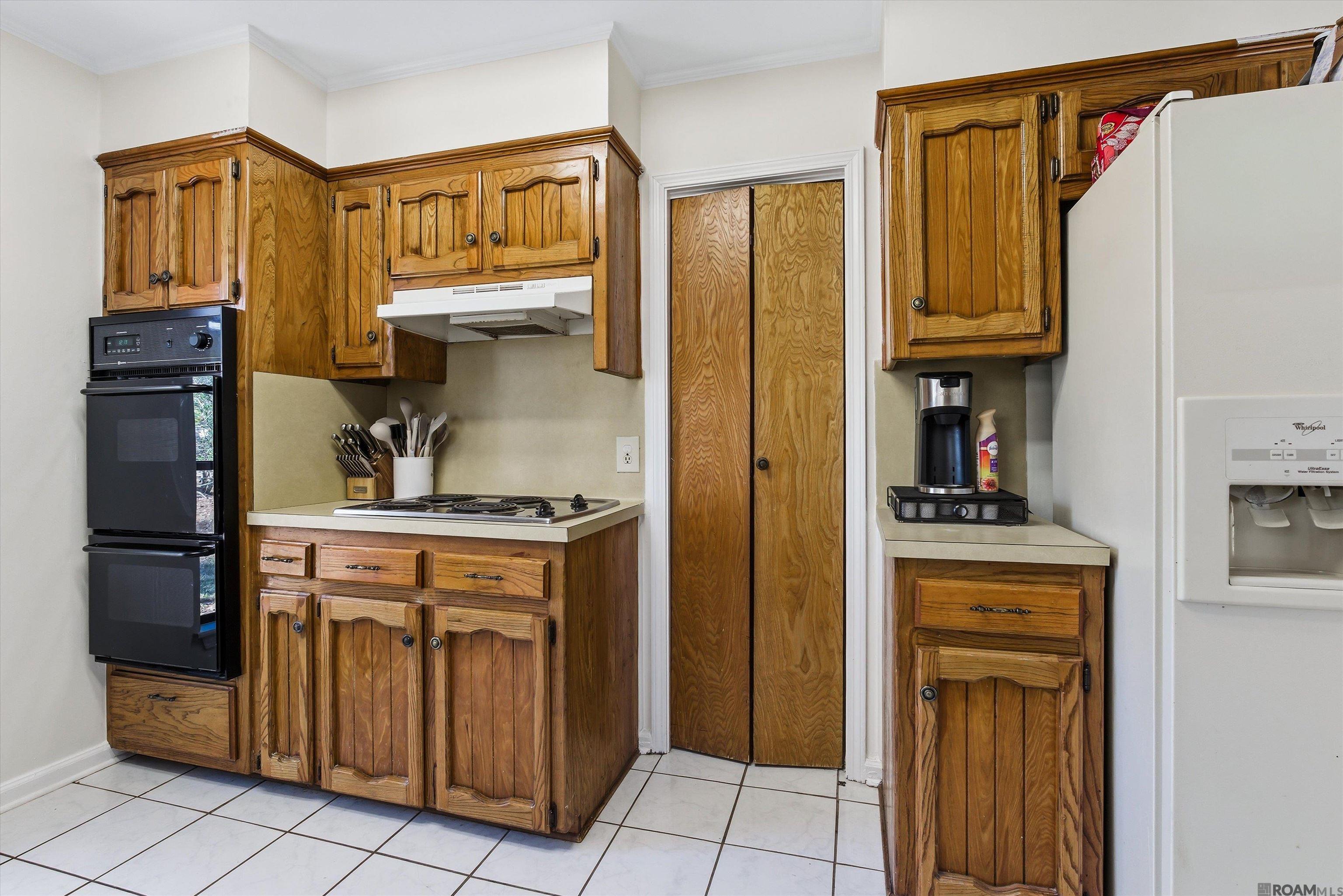 16911 Whispering Pines Dr