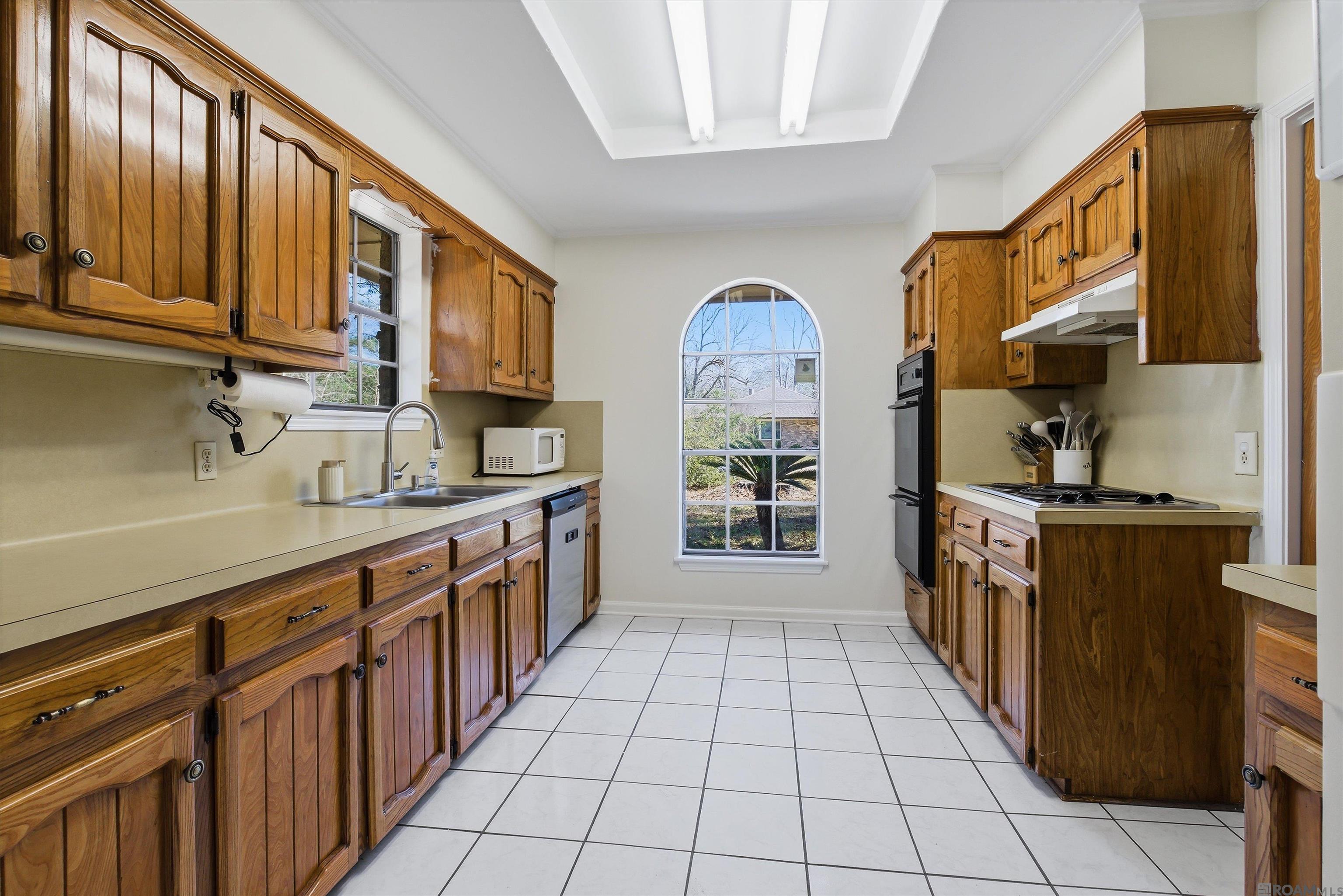 16911 Whispering Pines Dr