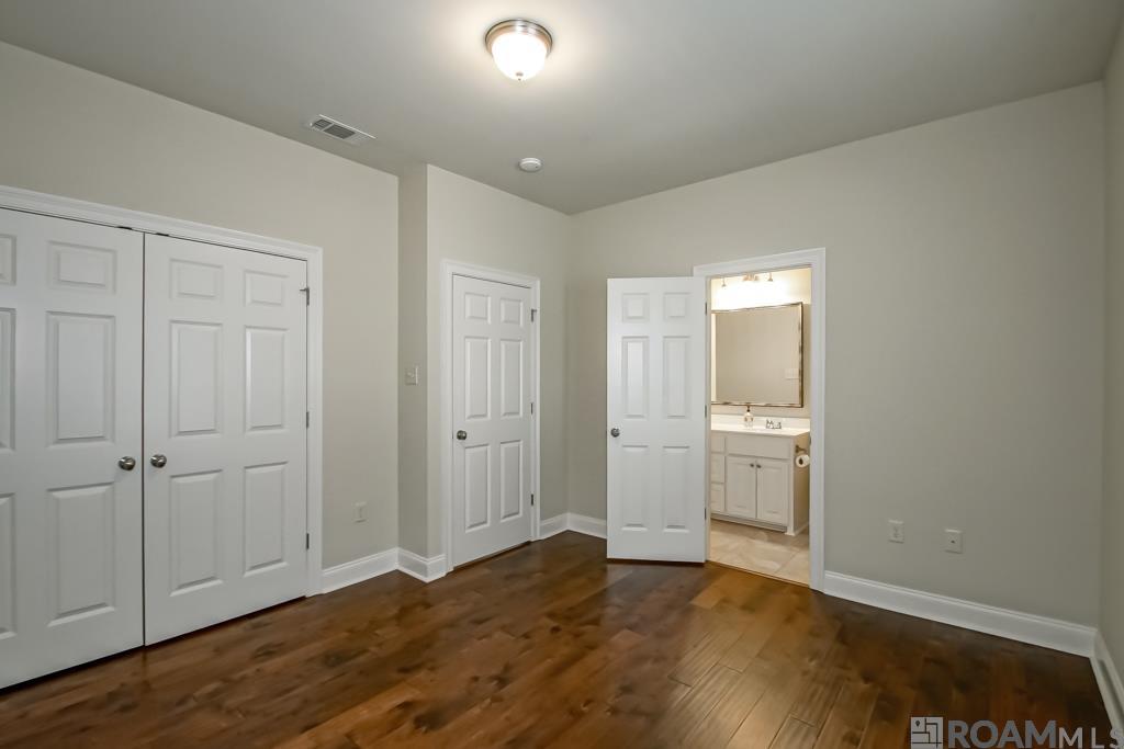 10270 Mccaa Landing Ave