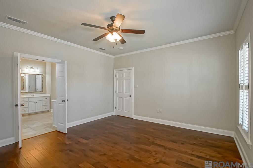 10270 Mccaa Landing Ave