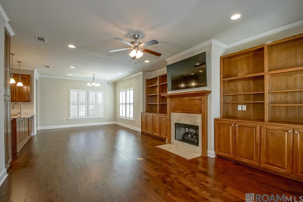 10270 Mccaa Landing Ave