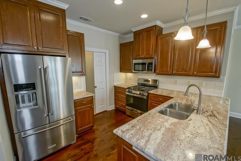 10270 Mccaa Landing Ave