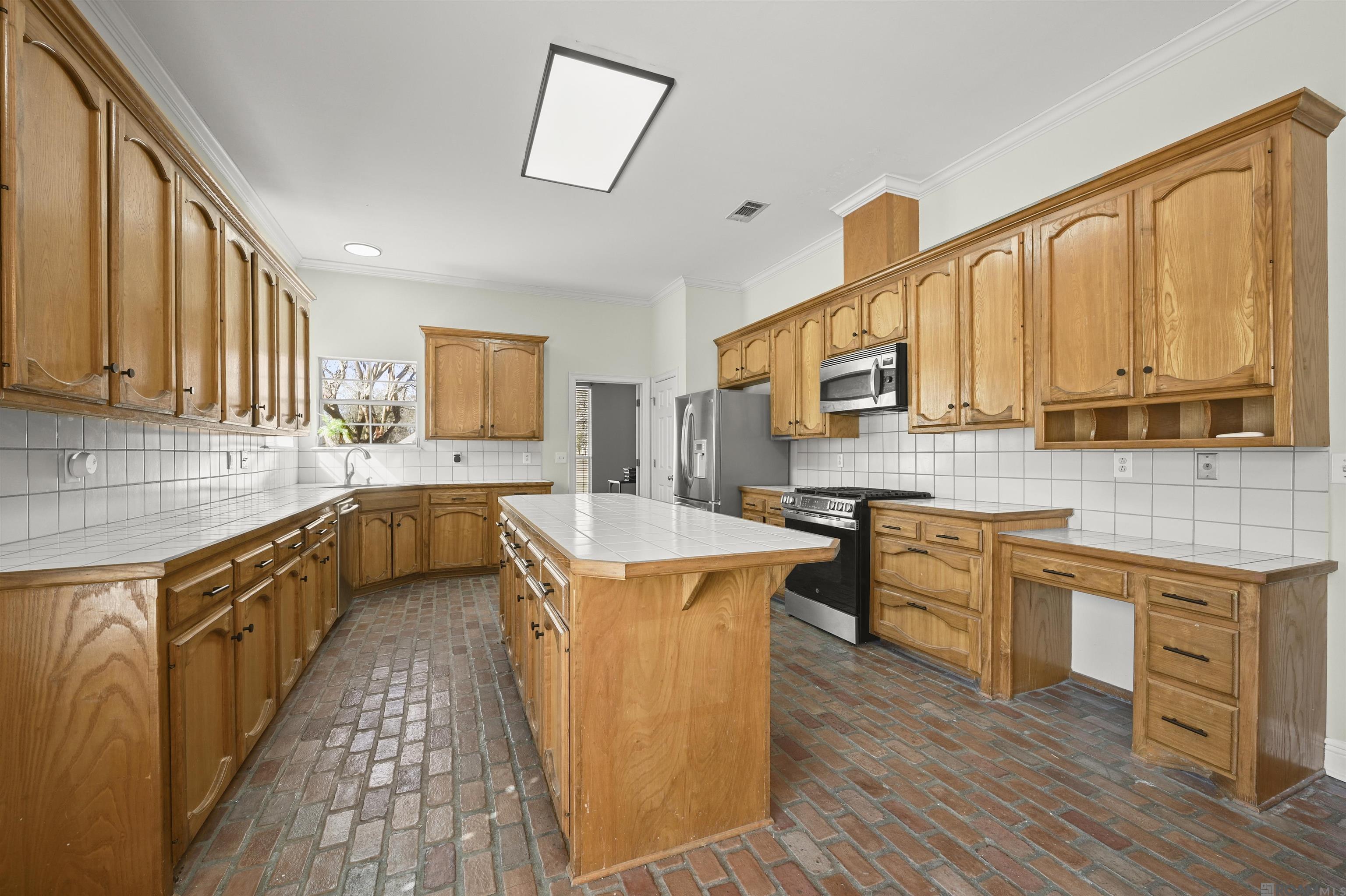 35096 Stone Castle Dr