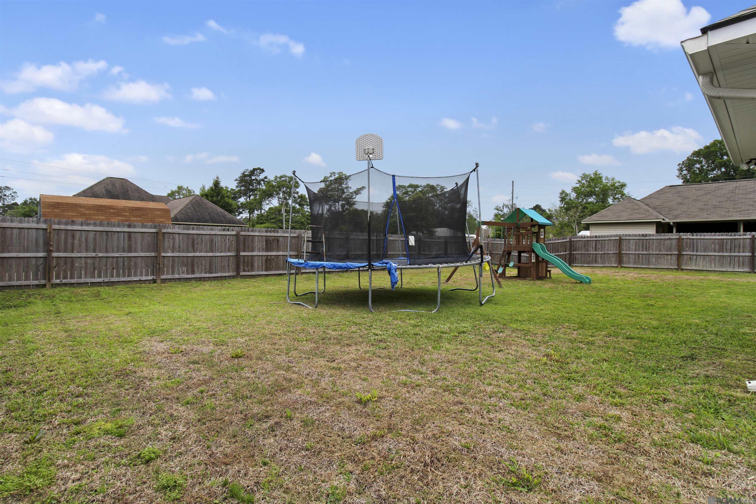 33789 Blue River Dr