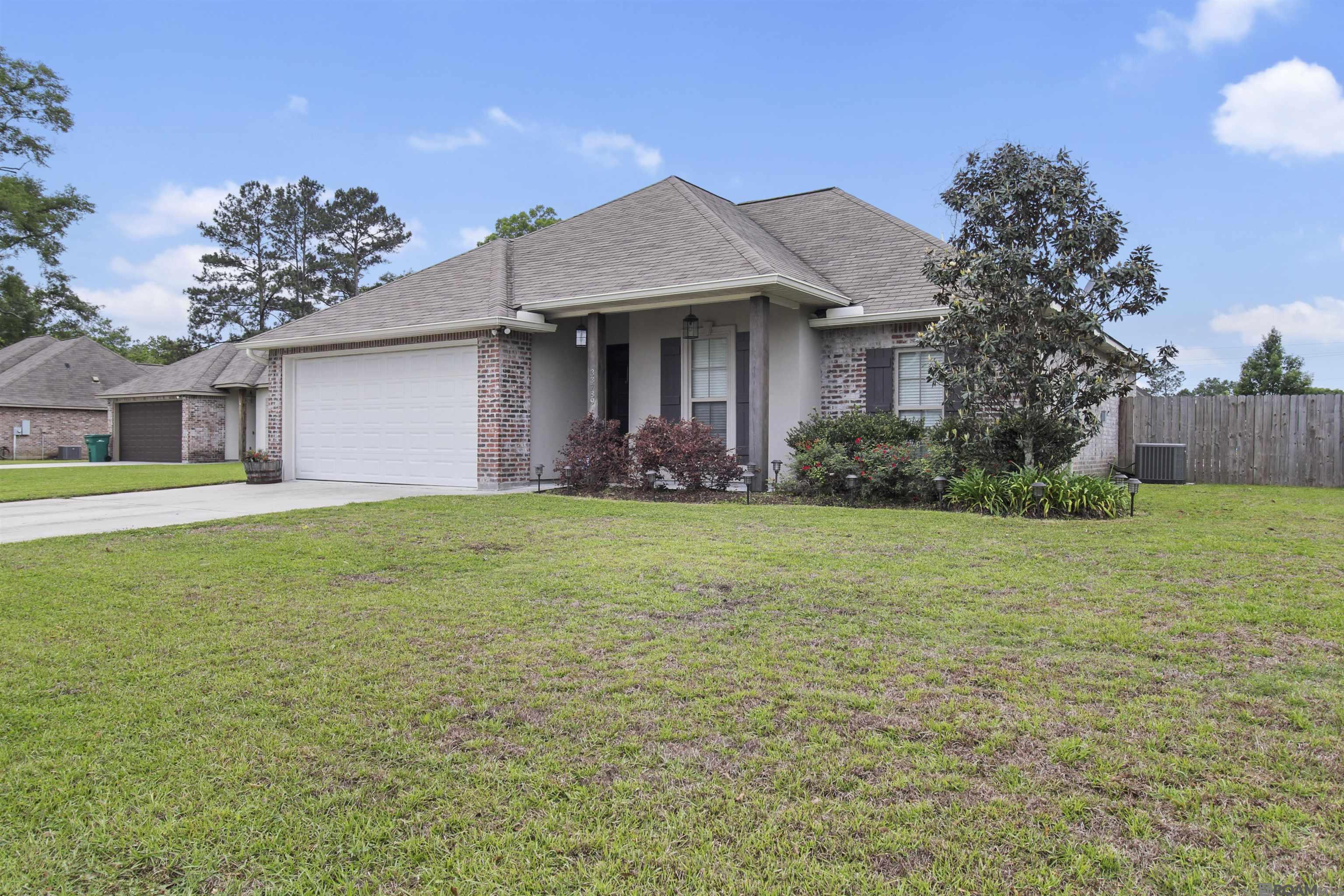 33789 Blue River Dr