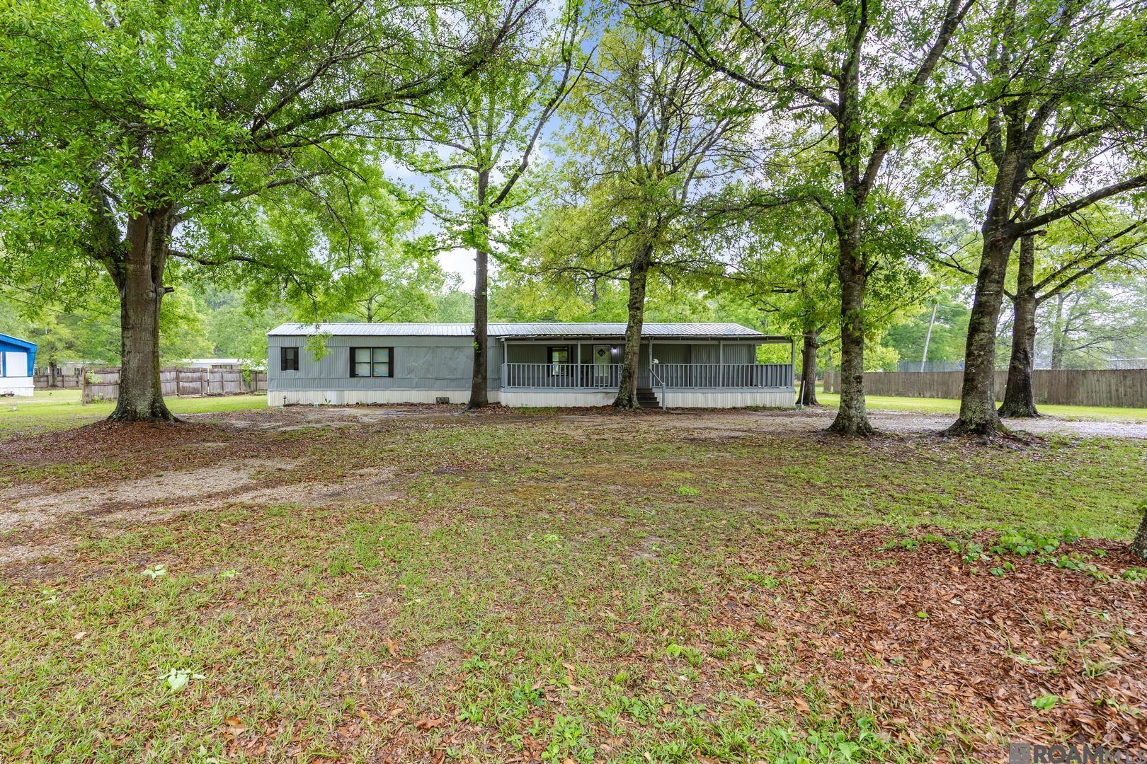 26800 Kelli Dr