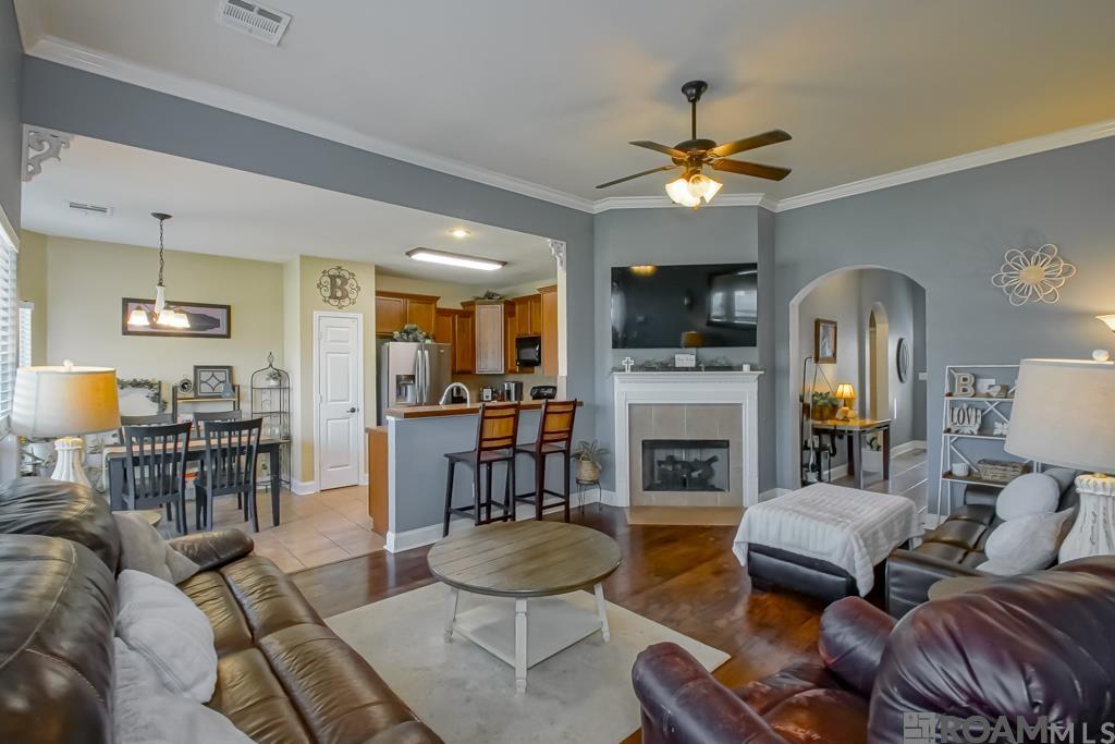 23273 Conifer Dr