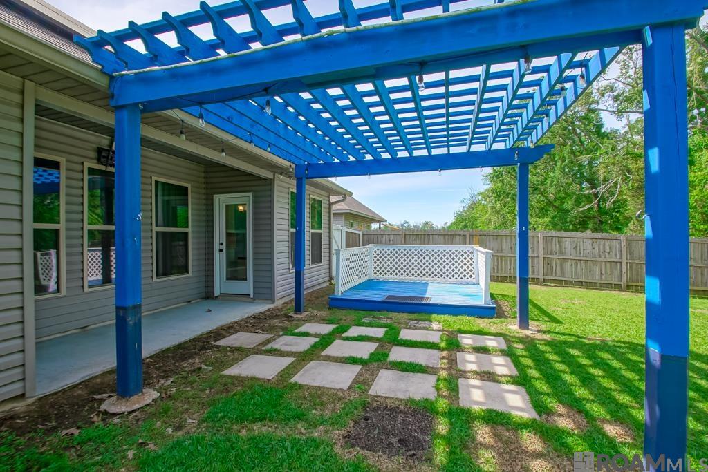 18219 Terraceside Dr