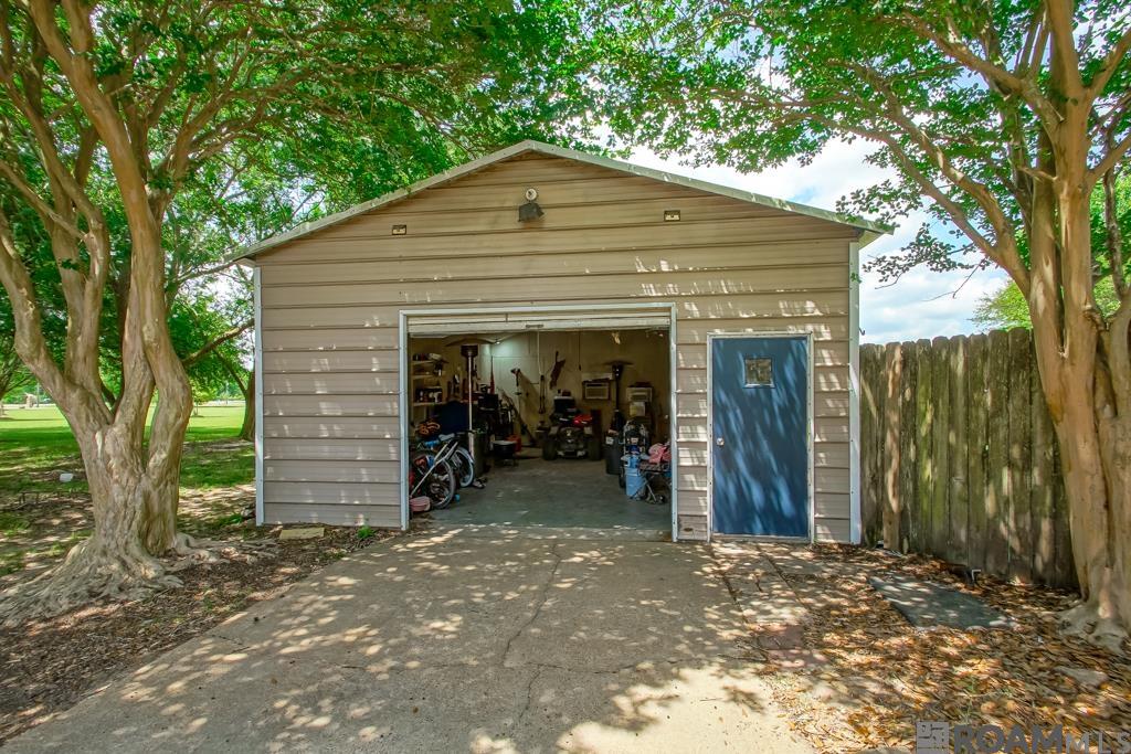 11645 Greenwell Springs-port Hudson Rd