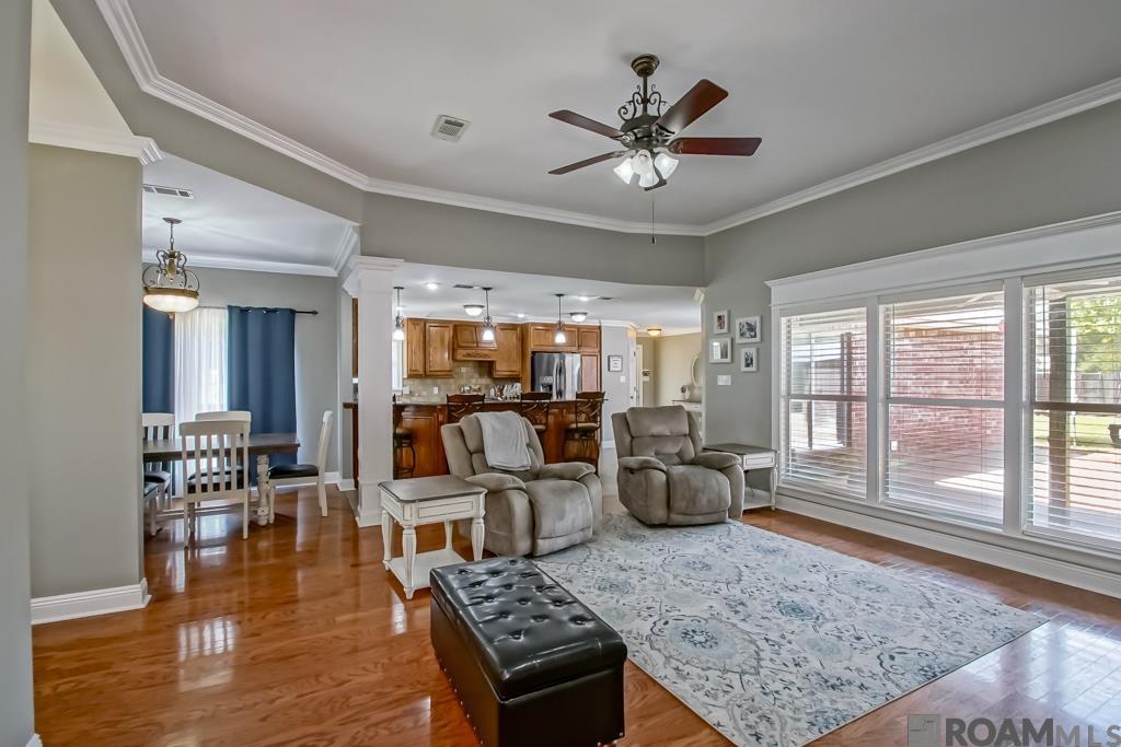 11645 Greenwell Springs-port Hudson Rd