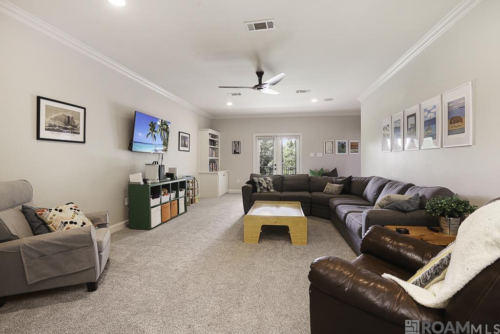 40136 Swan Cir