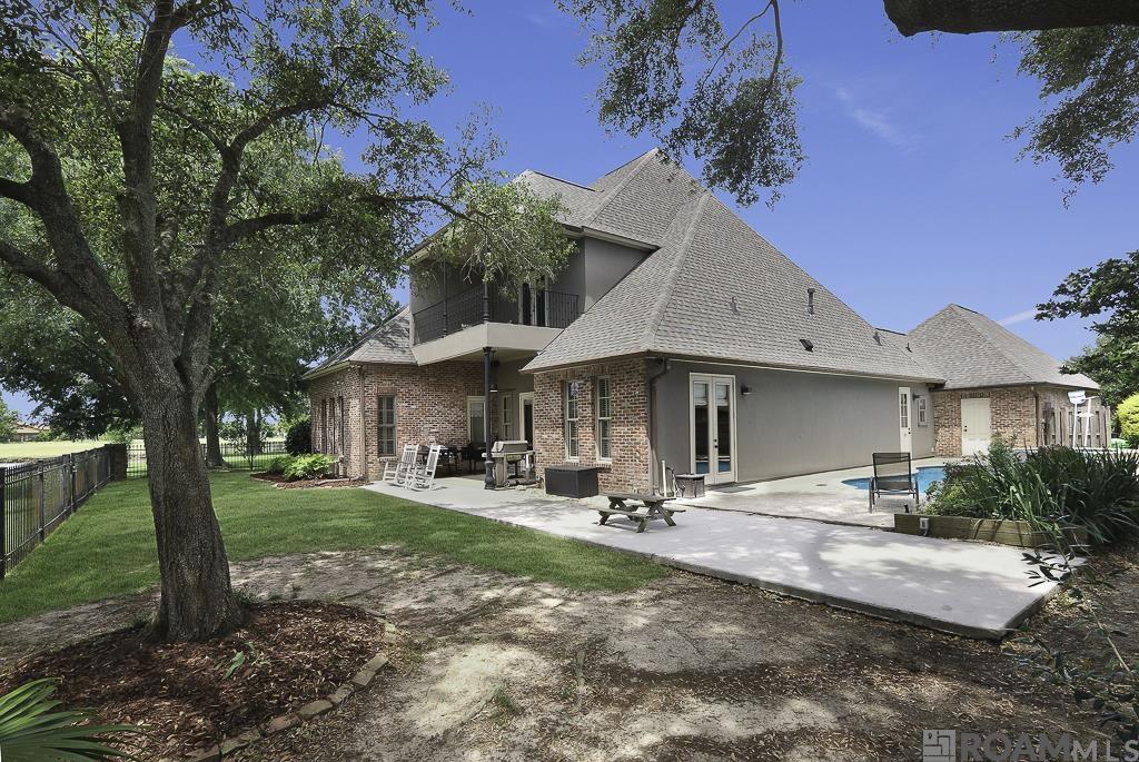 40136 Swan Cir