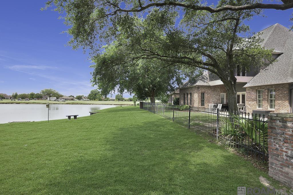 40136 Swan Cir