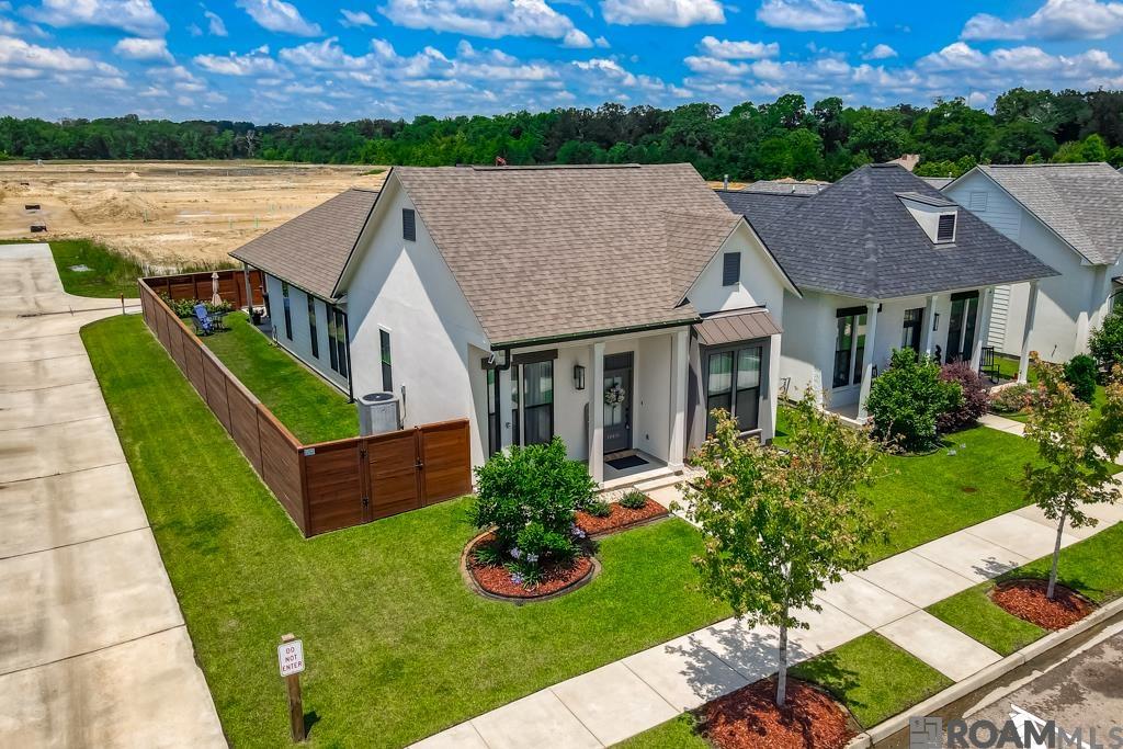 10106 Grayton Dr