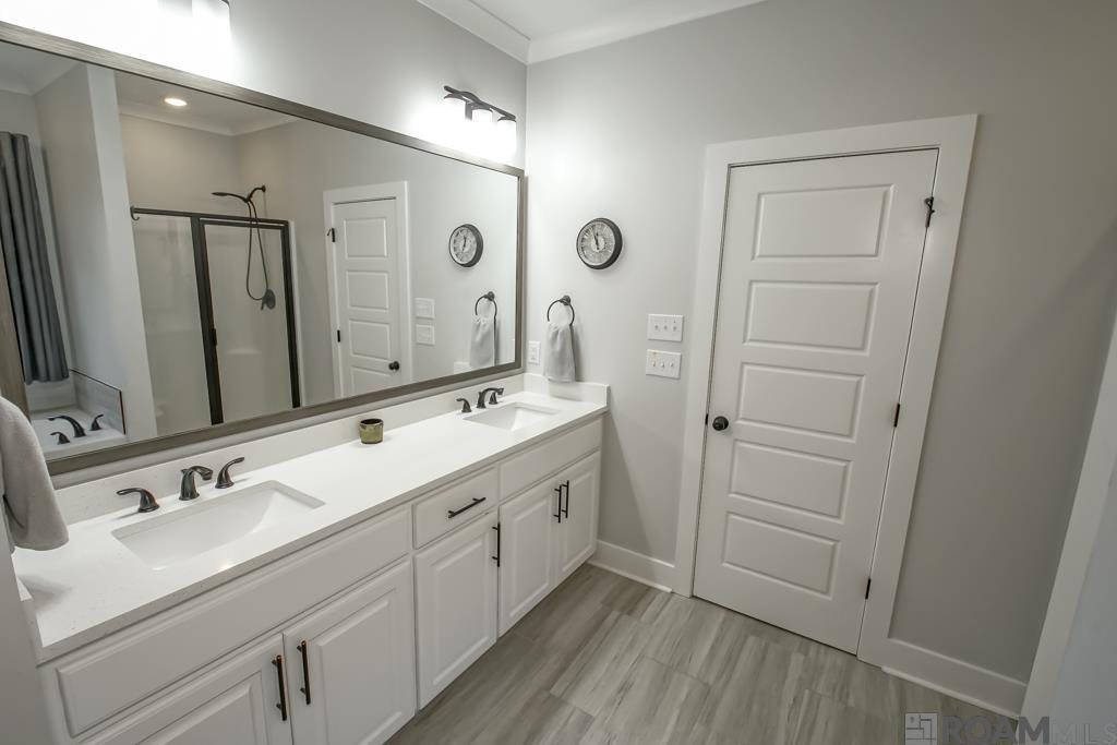10106 Grayton Dr