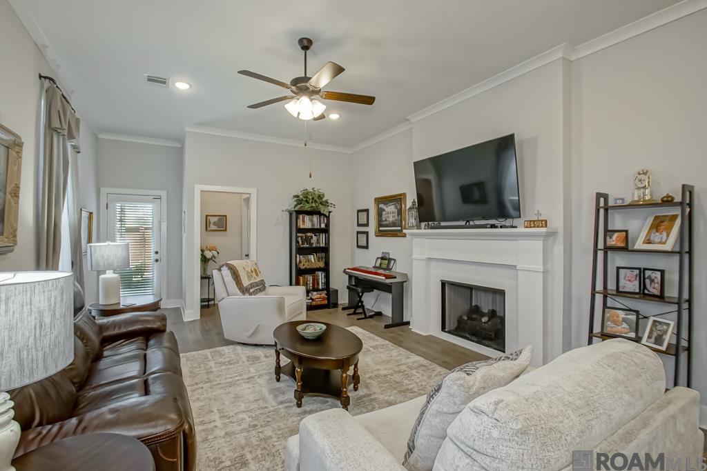 10106 Grayton Dr