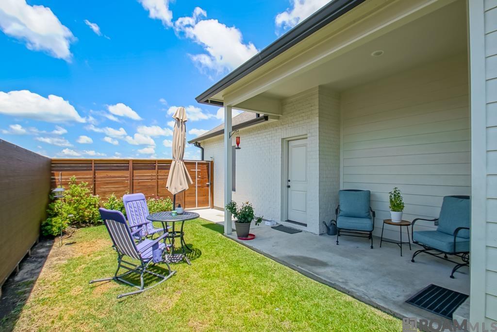10106 Grayton Dr