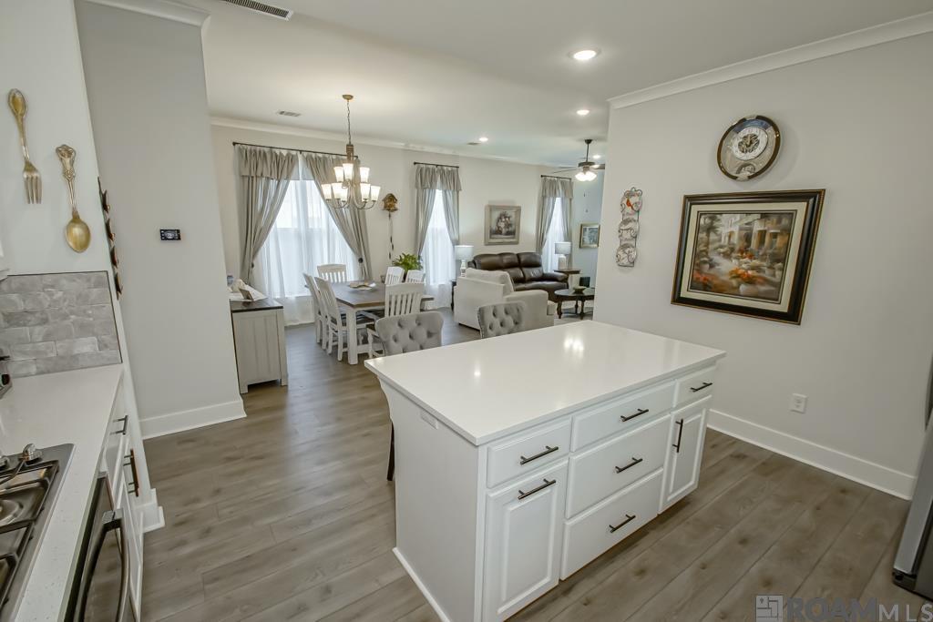10106 Grayton Dr
